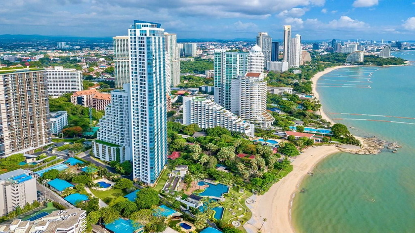Pattaya City Coastline Jomtien Beach